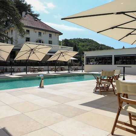 Sequoias Golf & Ressort Hotell Ruy-Montceau Exteriör bild